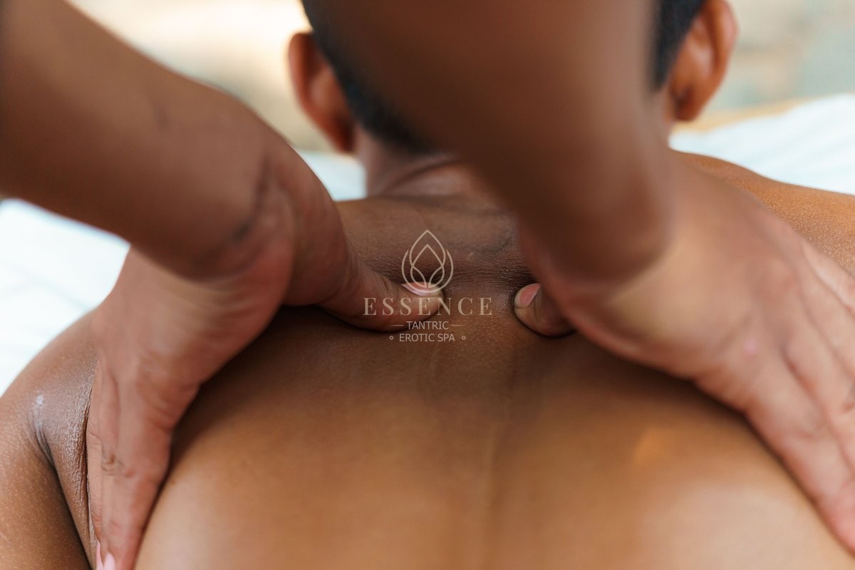 Experiência sensorial intensiva na Essence Tântric em Portimão