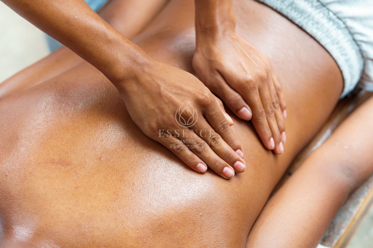 Experiência sensorial íntima na Essence Tântric em Portimão
