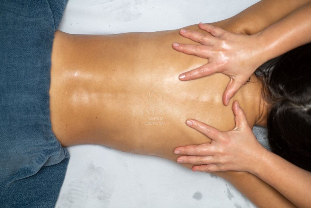 Massagem Tântrica no Algarve: Uma Jornada de Prazer e Autoconhecimento 1 Massagem tântrica no Algarve uma jornada de prazer e autoconhecimento no Essence Tântric